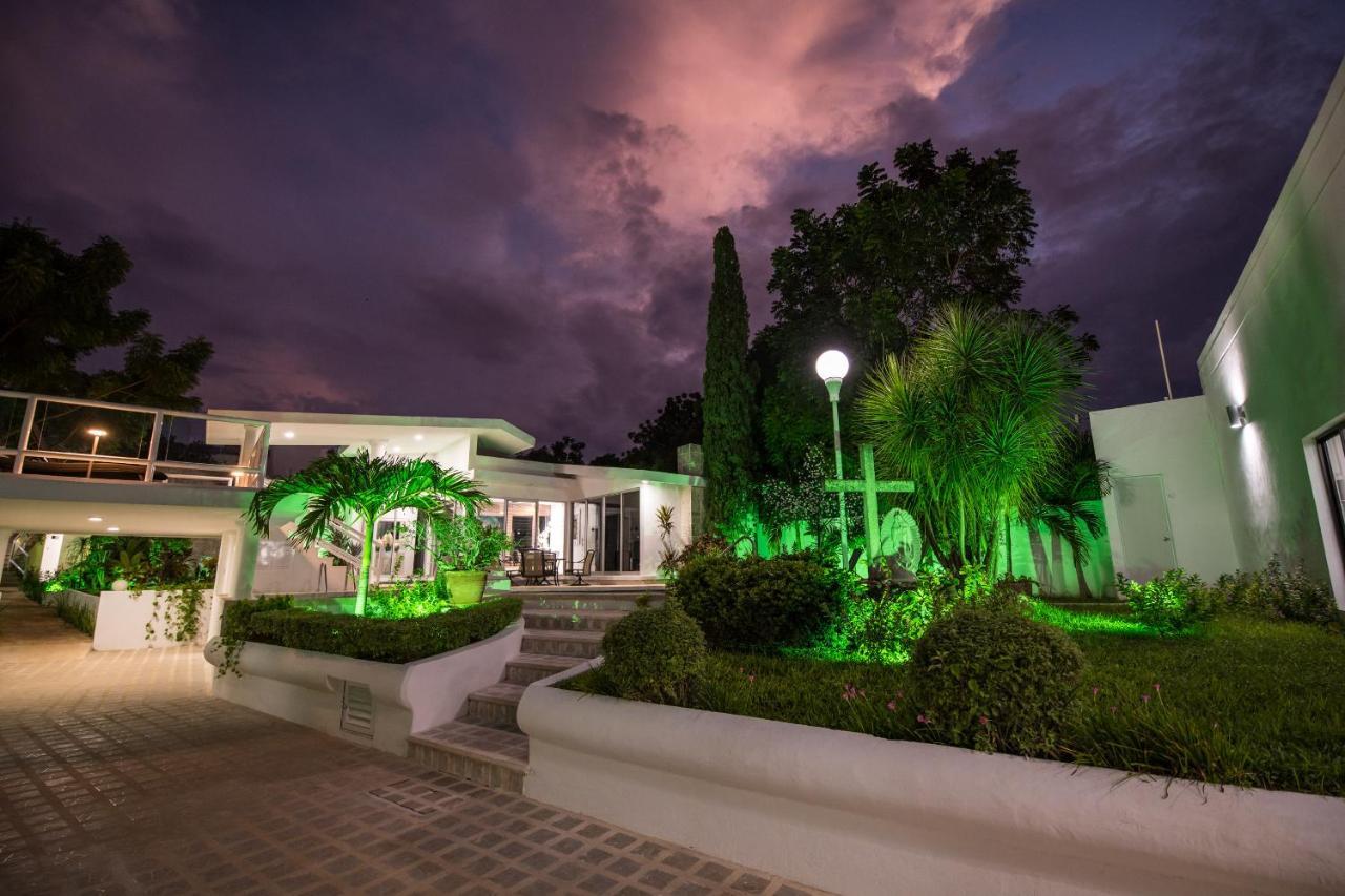 Saastah Hotel Boutique Βαγιαδολίδ Εξωτερικό φωτογραφία